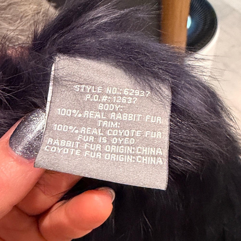 Gray and Black Ombre Real Fur Vest - Picture 4 of 4